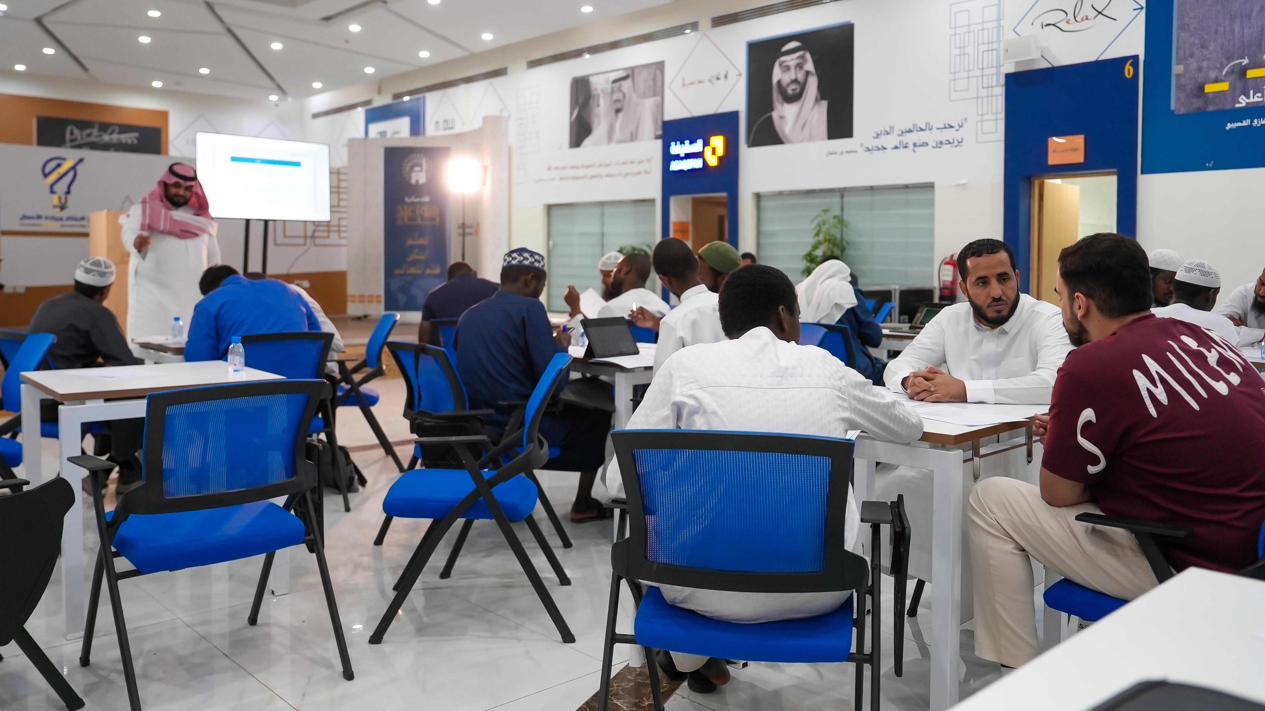 الجامعة الإسلامية تنظم دورة تدريبية في إدارة المشاريع التنموية ضمن برامج “سواعد بناء”